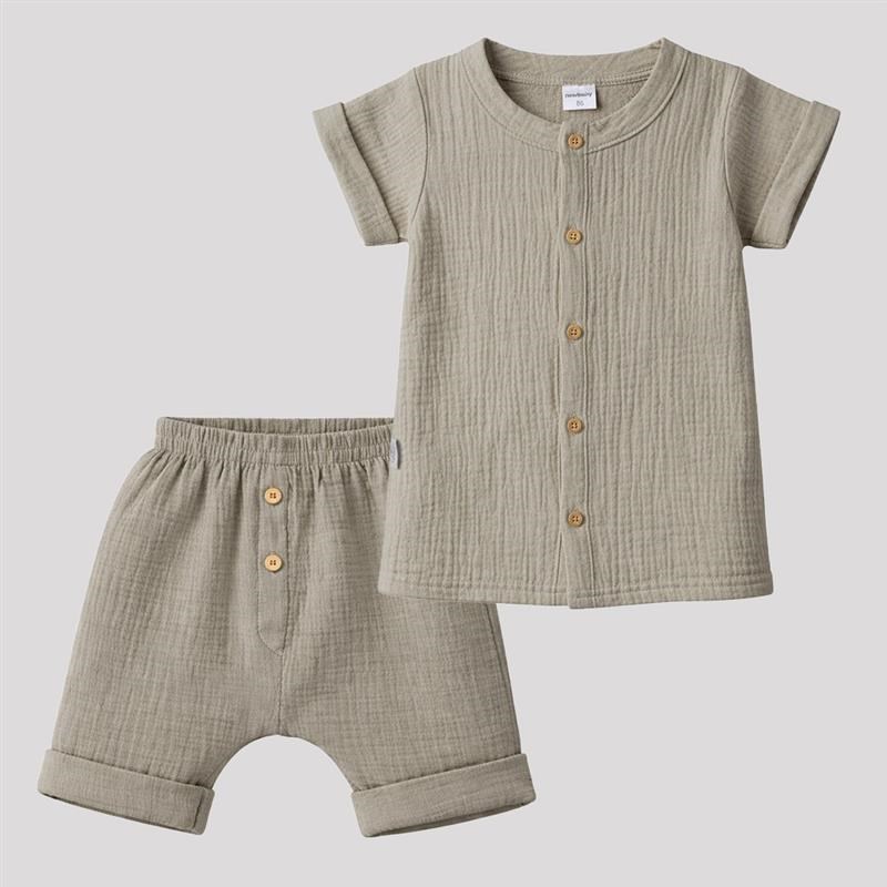 Baba muszlin ing rövidnadrággal New Baby linen