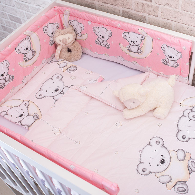 DOMBABY 3 részes ágynemű garnitúra fejvédővel MACIS PINK